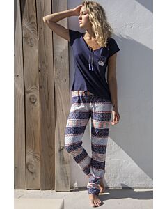 Navy Daisy